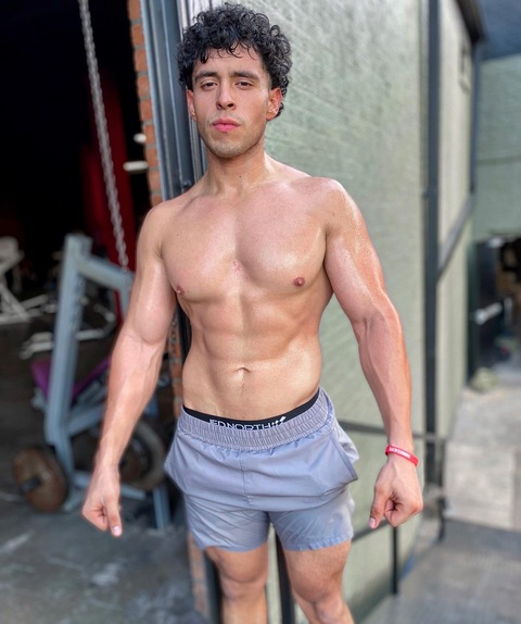 osvaldomireles OnlyFans - Free Access to 44 Videos & 141 Photos Onlyfans Free Access