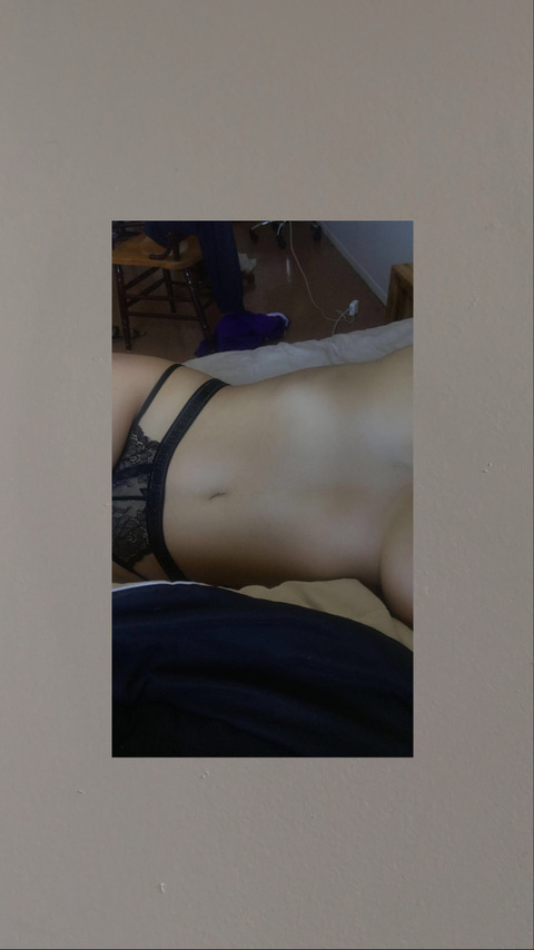 oupsidoupsi OnlyFans - Free Access to 32 Videos & 52 Photos Onlyfans Free Access