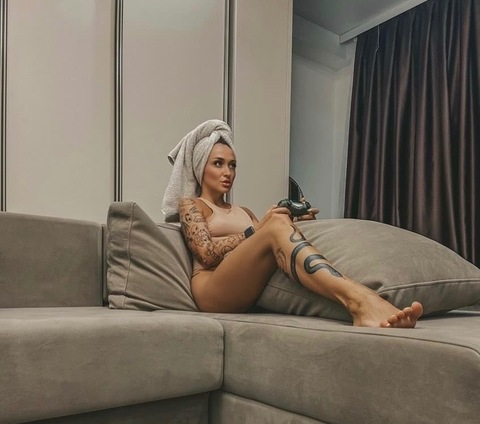 psychosadistic OnlyFans - Free Access to 32 Videos & 49 Photos Onlyfans Free Access