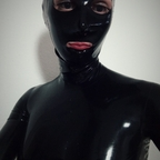 rubberlexy profile picture