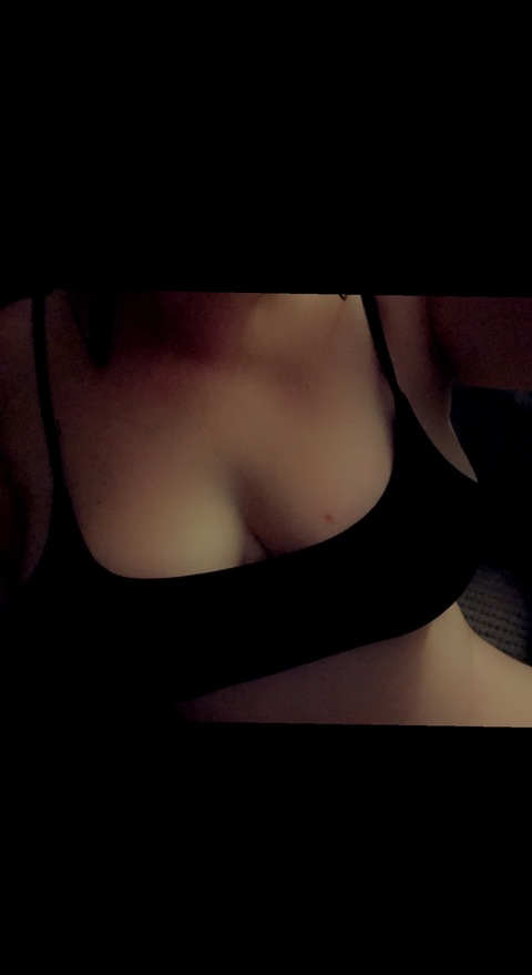 saffronh11 OnlyFans - Free Access to 32 Videos & 49 Photos Onlyfans Free Access