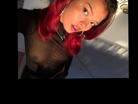 salisan OnlyFans - Free Access to 32 Videos & 49 Photos Onlyfans Free Access