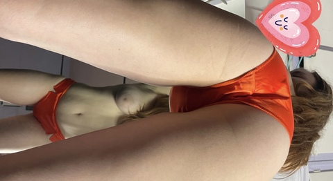 scarletof99 OnlyFans - Free Access to 32 Videos & 171 Photos Onlyfans Free Access