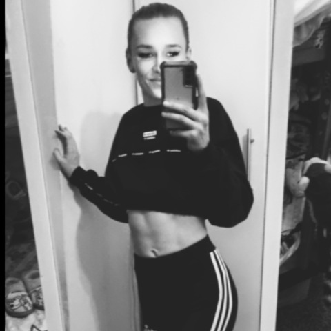 skinnygirlbigdreams OnlyFans - Free Access to 32 Videos & 49 Photos Onlyfans Free Access