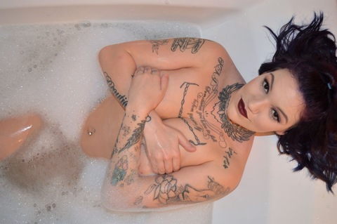 skye2139 OnlyFans - Free Access to 32 Videos & 56 Photos Onlyfans Free Access