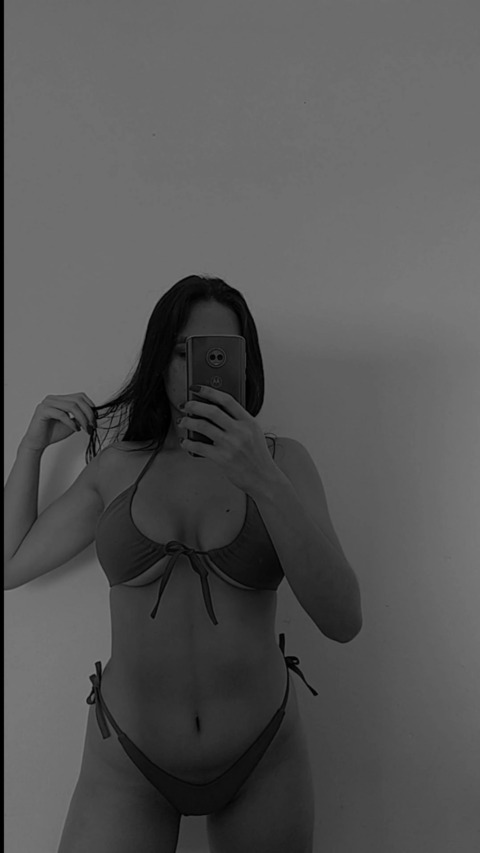 solci_l OnlyFans - Free Access to 32 Videos & 49 Photos Onlyfans Free Access