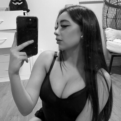 spookyemm OnlyFans - Free Access to 32 Videos & 49 Photos Onlyfans Free Access