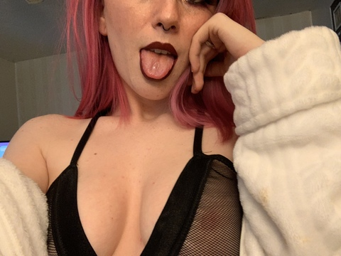 spoookyybitch OnlyFans - Free Access to 32 Videos & 49 Photos Onlyfans Free Access