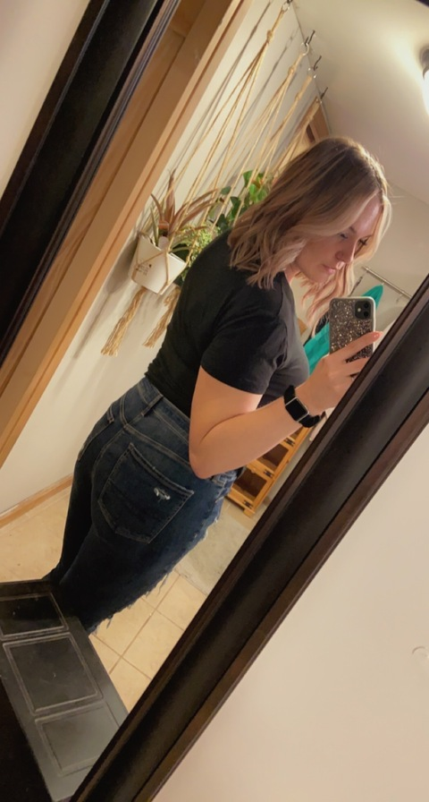 stringofconstellations OnlyFans - Free Access to 32 Videos & 49 Photos Onlyfans Free Access