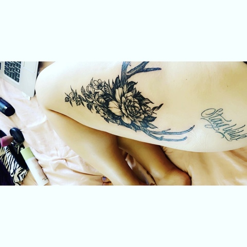 theallyrose420 OnlyFans - Free Access to 32 Videos & 49 Photos Onlyfans Free Access