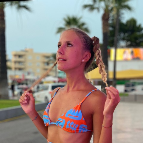 thepedrettiss OnlyFans - Free Access to 32 Videos & 49 Photos Onlyfans Free Access