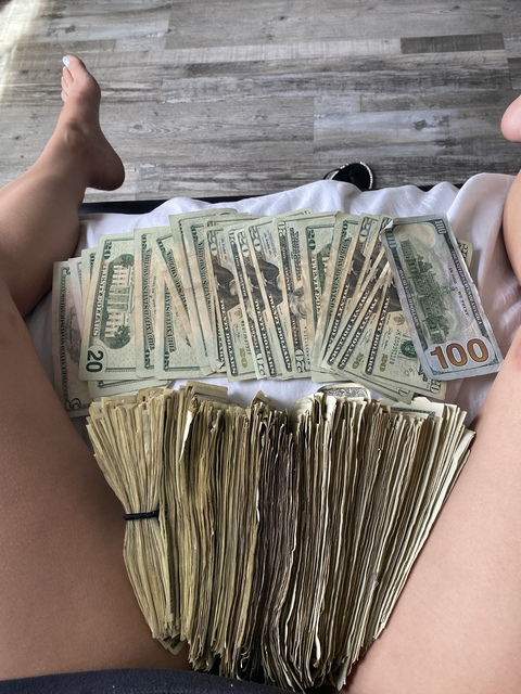 therealjuicy2 OnlyFans - Free Access to 216 Videos & 174 Photos Onlyfans Free Access