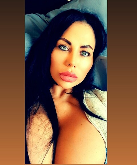 tiacleggxx OnlyFans - Free Access to 89 Videos & 124 Photos Onlyfans Free Access