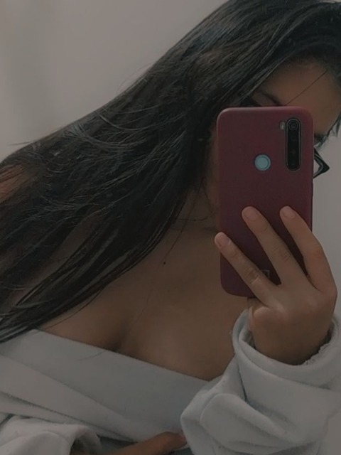 u226390851 OnlyFans - Free Access to 32 Videos & 49 Photos Onlyfans Free Access