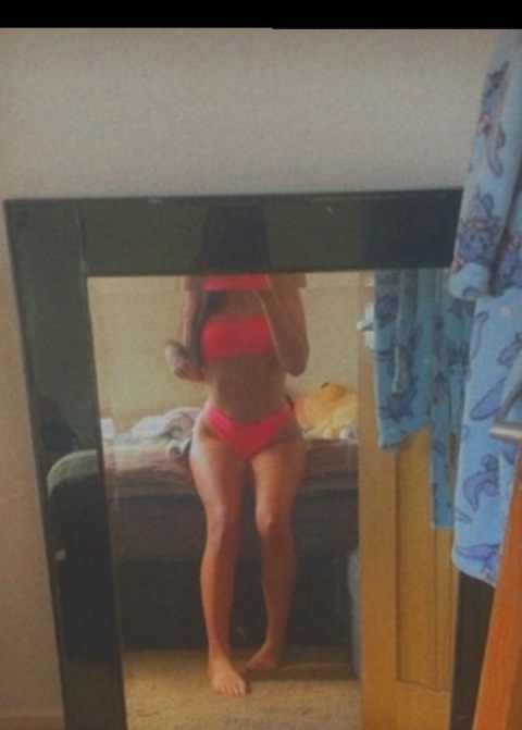 u253933905 OnlyFans - Free Access to 32 Videos & 49 Photos Onlyfans Free Access