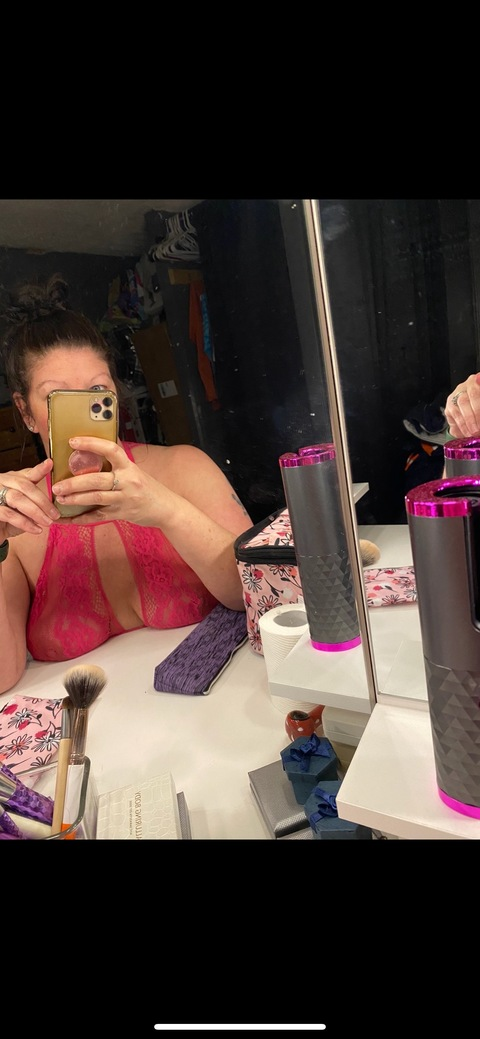 u262044014 OnlyFans - Free Access to 32 Videos & 49 Photos Onlyfans Free Access