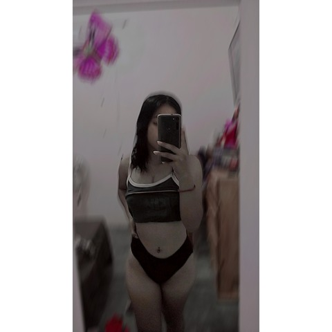 u270577331 OnlyFans - Free Access to 32 Videos & 49 Photos Onlyfans Free Access