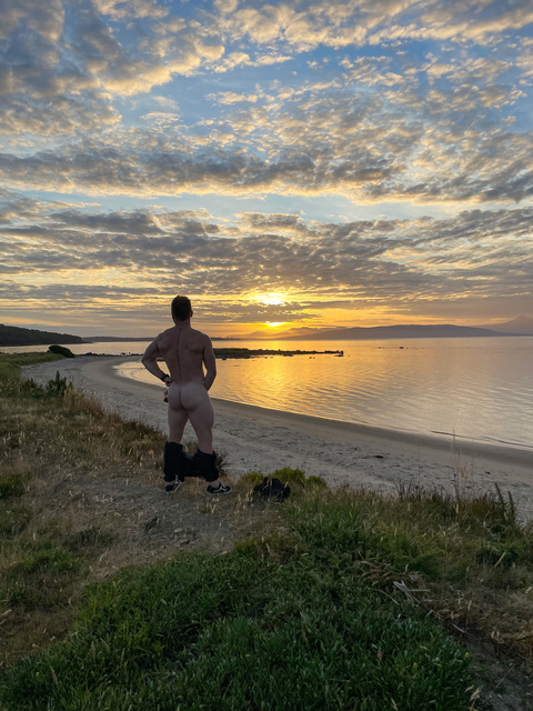 u57681607 OnlyFans - Free Access to 32 Videos & 49 Photos Onlyfans Free Access