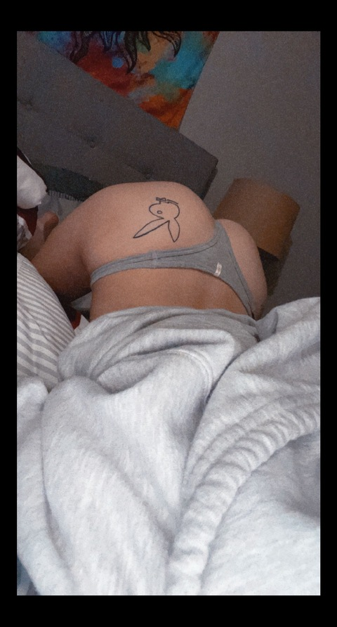 u69816801 OnlyFans - Free Access to 32 Videos & 49 Photos Onlyfans Free Access