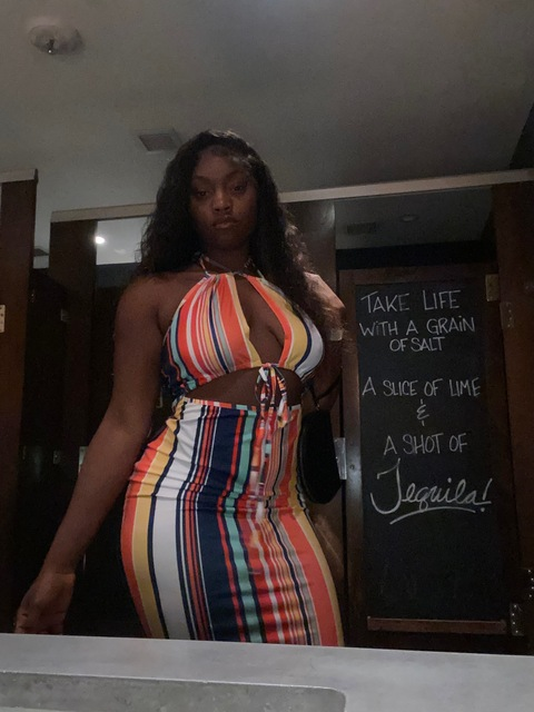 uniquelykels OnlyFans - Free Access to 32 Videos & 49 Photos Onlyfans Free Access