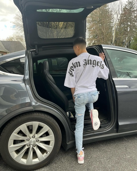 wasianpersuasion2 OnlyFans - Free Access to 32 Videos & 49 Photos Onlyfans Free Access