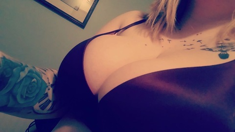 wetdreamzz23 OnlyFans - Free Access to 32 Videos & 49 Photos Onlyfans Free Access