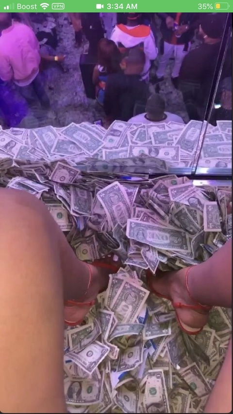 xxxlinaaa OnlyFans - Free Access to 32 Videos & 49 Photos Onlyfans Free Access