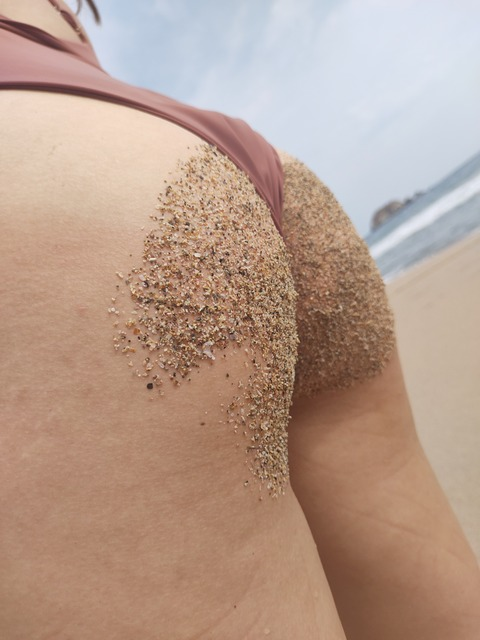 yis.triks OnlyFans - Free Access to 32 Videos & 49 Photos Onlyfans Free Access