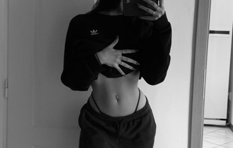 yourcakeprincess OnlyFans - Free Access to 32 Videos & 49 Photos Onlyfans Free Access